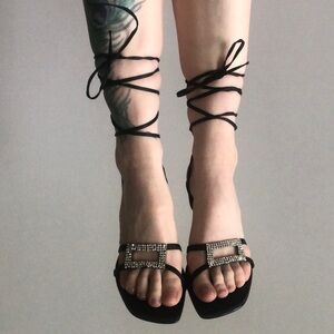 Lace up kitten heels 7